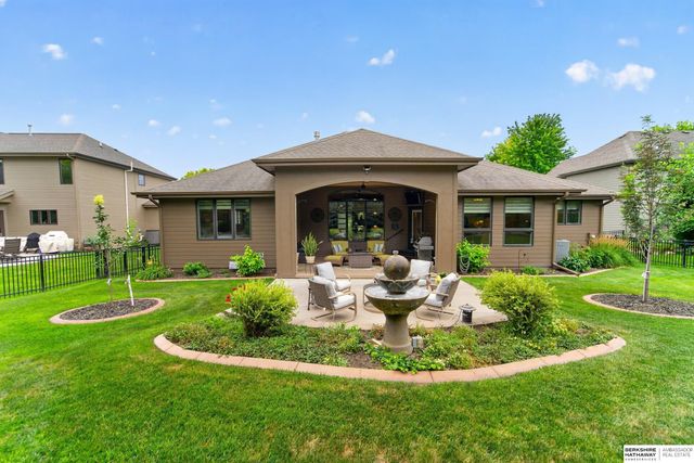 19288 Poppleton Avenue, Omaha, NE 68130