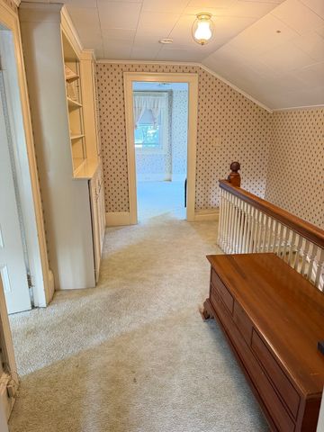 126 Main St, South Hadley, MA 01075
