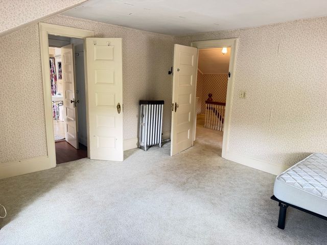 126 Main St, South Hadley, MA 01075