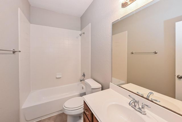 14302 Merganser Drive, Houston, TX 77047