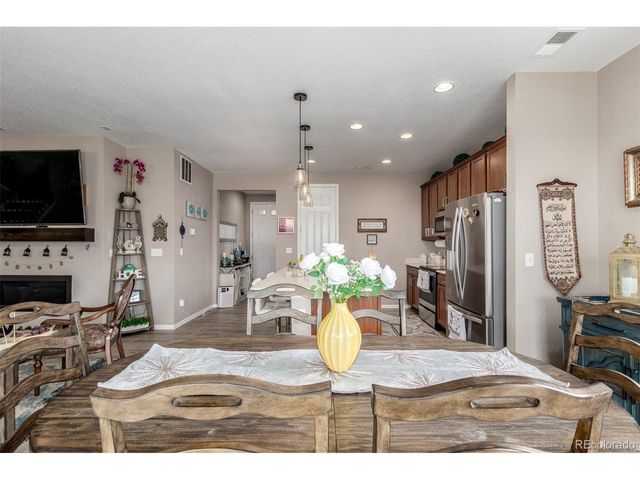 25664 E Byers Dr, Aurora, CO 80018