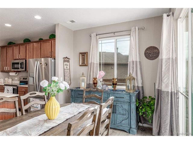 25664 E Byers Dr, Aurora, CO 80018