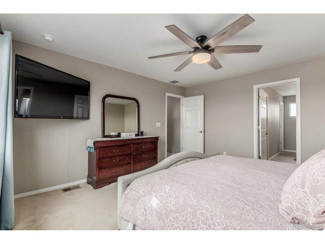 25664 E Byers Dr, Aurora, CO 80018