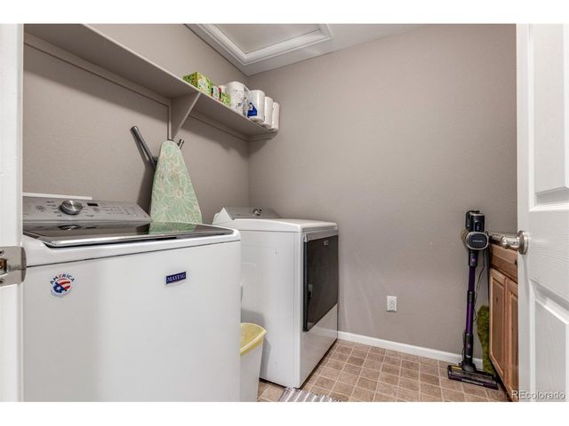 25664 E Byers Dr, Aurora, CO 80018