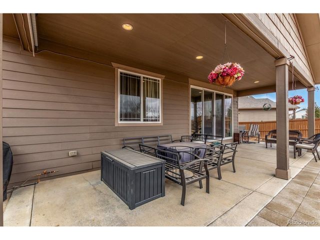 25664 E Byers Dr, Aurora, CO 80018