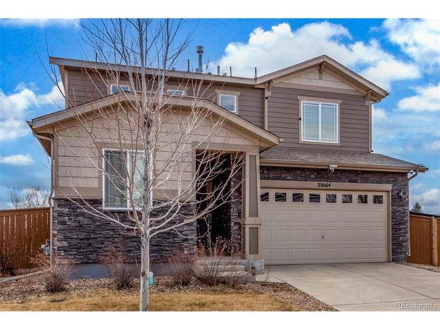25664 E Byers Dr, Aurora, CO 80018