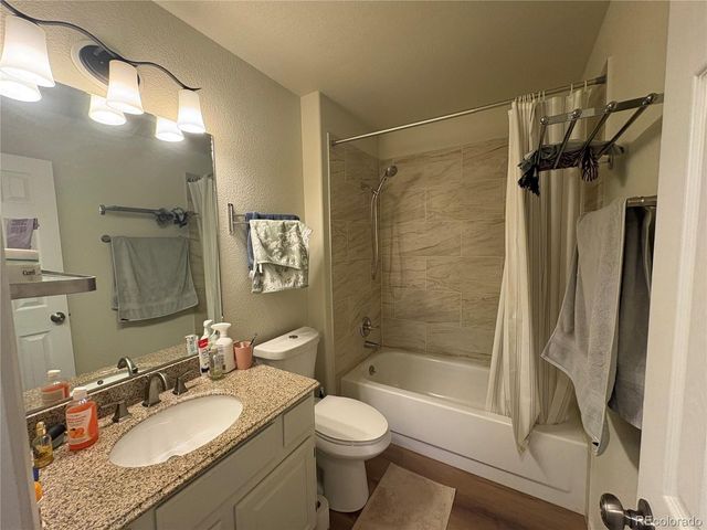 3953 Buena Vista Dr, Loveland, CO 80538