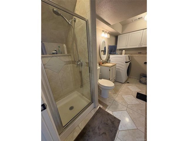 3953 Buena Vista Dr, Loveland, CO 80538