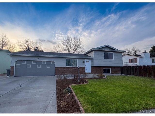 3953 Buena Vista Dr, Loveland, CO 80538