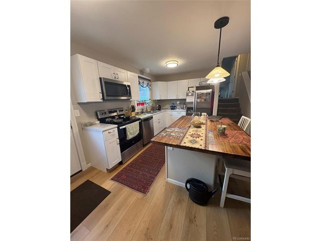 3953 Buena Vista Dr, Loveland, CO 80538