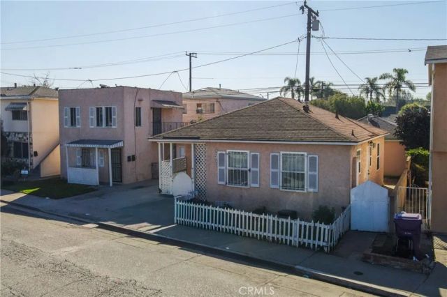 242 E Del Amo, Long Beach, CA 90805