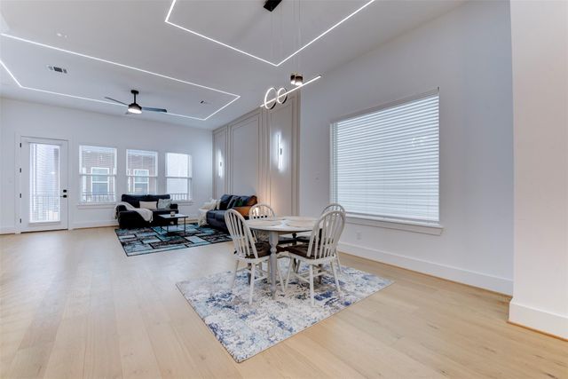 861 Fisher Street G, Houston, TX 77018