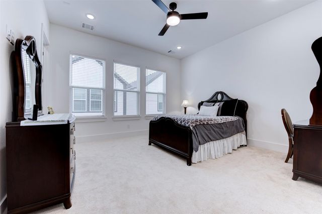 861 Fisher Street G, Houston, TX 77018