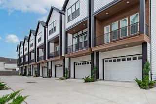 861 Fisher Street G, Houston, TX 77018
