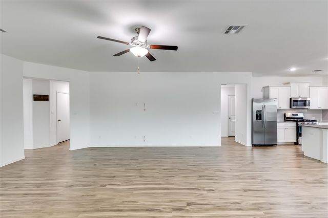 1641 Catahoula DR, Leander, TX 78641