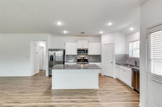 1641 Catahoula DR, Leander, TX 78641