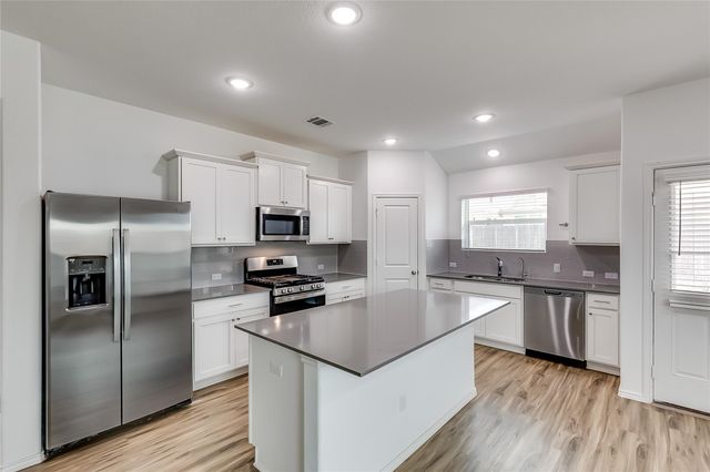 1641 Catahoula DR, Leander, TX 78641