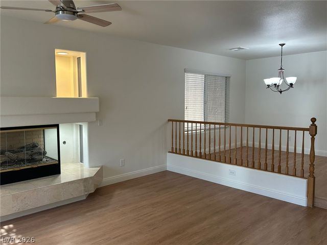 10590 MEDICINE BOW Street, Las Vegas, NV 89183