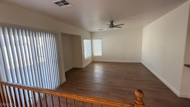 10590 MEDICINE BOW Street, Las Vegas, NV 89183