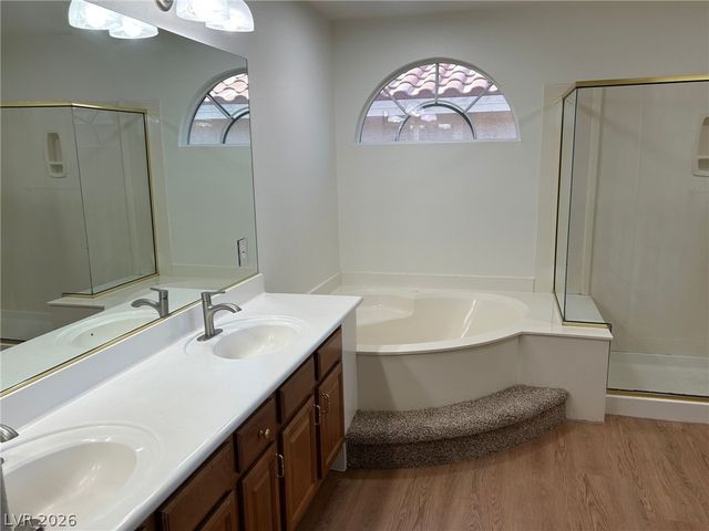 10590 MEDICINE BOW Street, Las Vegas, NV 89183