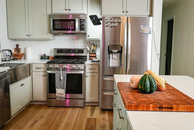 204 Chippendale Ave, Austin, TX 78745