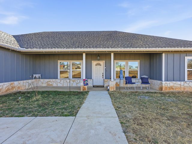 231 Julian Lane, Poolville, TX 76487