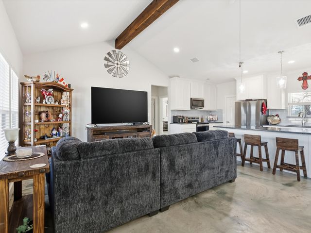 231 Julian Lane, Poolville, TX 76487