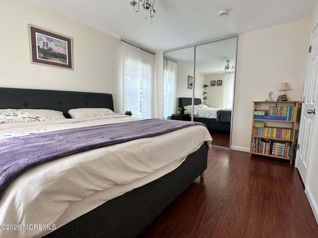 71 New Beginnings Crossing, Manalapan, NJ 07726