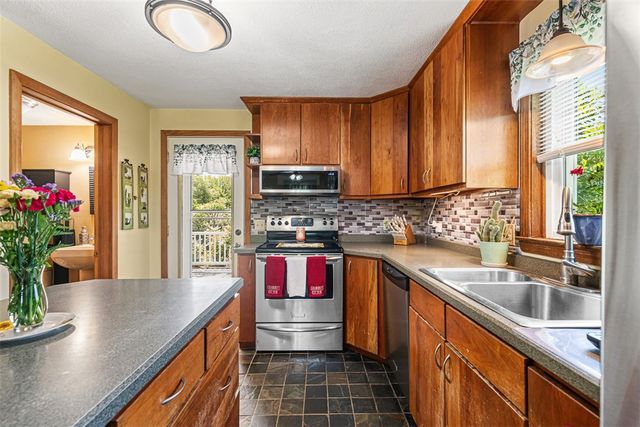 51 Pound Road, Cumberland, RI 02864