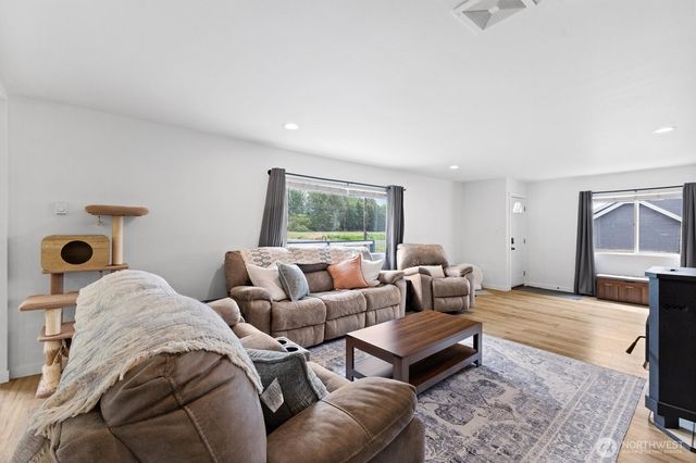 9007 Van Buren Road, Everson, WA 98247