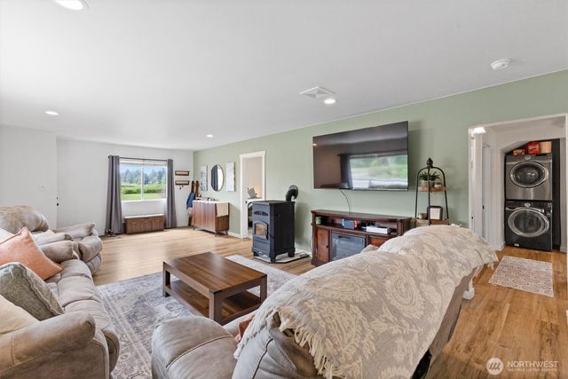 9007 Van Buren Road, Everson, WA 98247