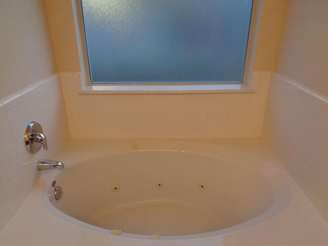 2618 Shearwater Bend Drive, Humble, TX 77396