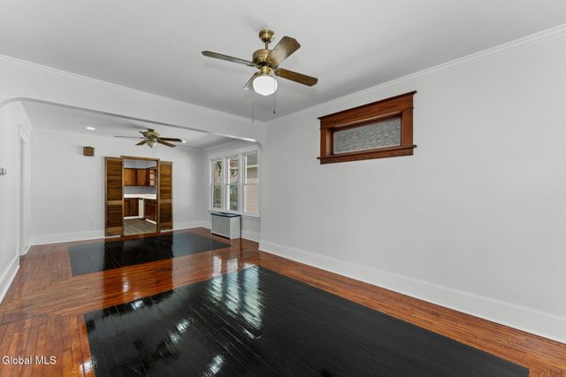 917 Hazelwood Avenue, Schenectady, NY 12306