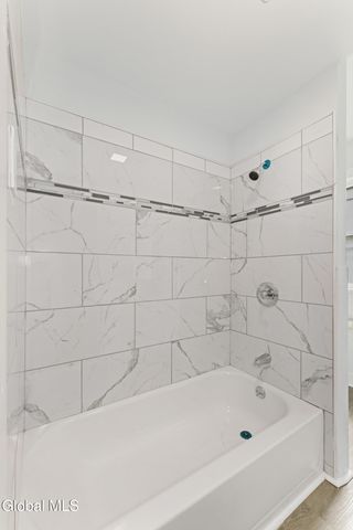 917 Hazelwood Avenue, Schenectady, NY 12306