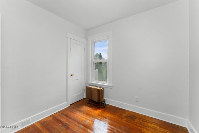 917 Hazelwood Avenue, Schenectady, NY 12306