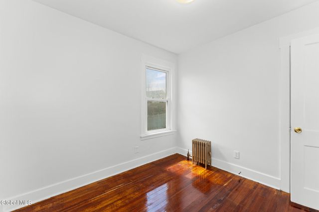 917 Hazelwood Avenue, Schenectady, NY 12306