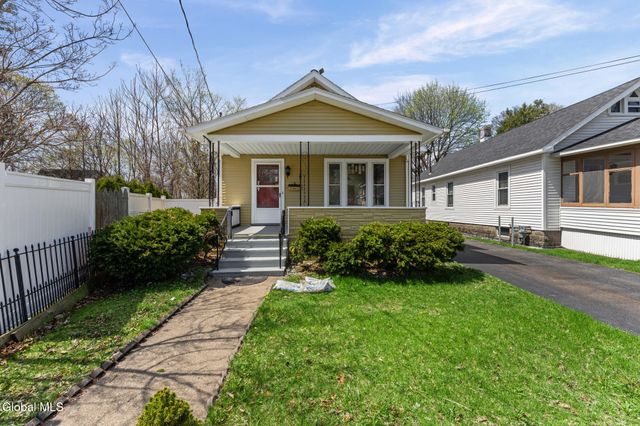 917 Hazelwood Avenue, Schenectady, NY 12306