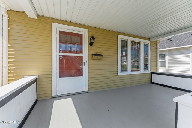 917 Hazelwood Avenue, Schenectady, NY 12306