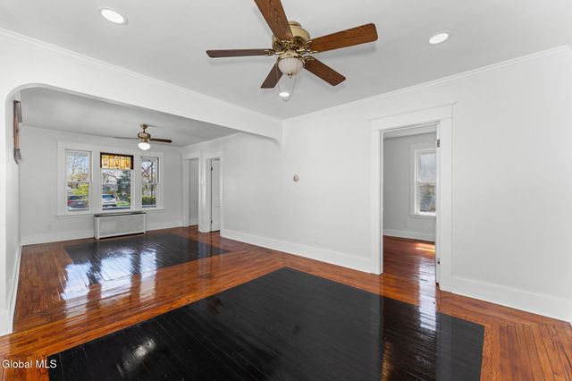 917 Hazelwood Avenue, Schenectady, NY 12306