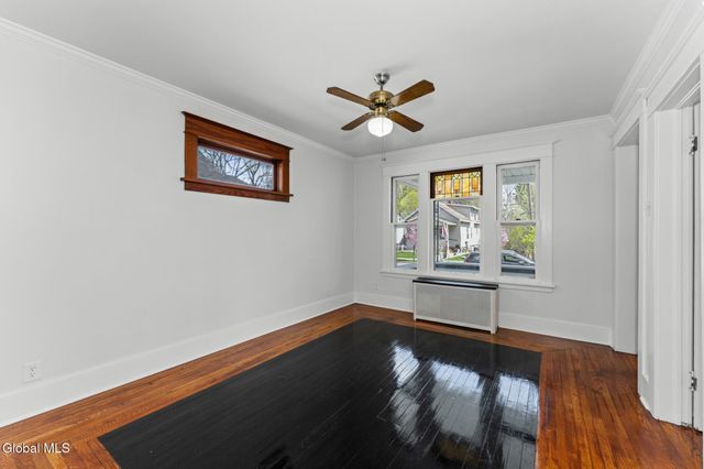 917 Hazelwood Avenue, Schenectady, NY 12306