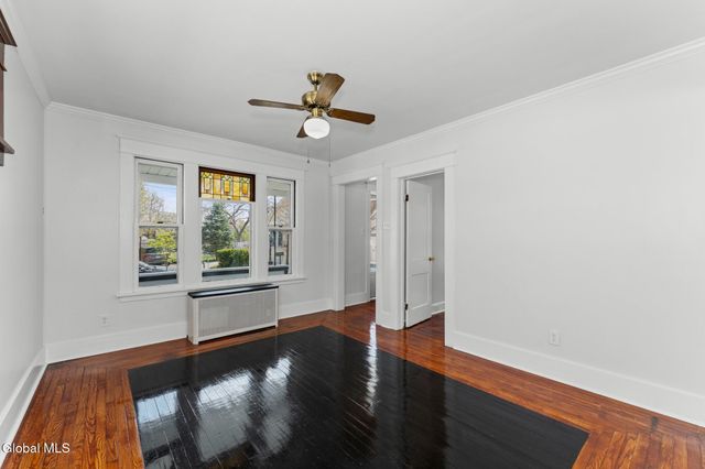 917 Hazelwood Avenue, Schenectady, NY 12306