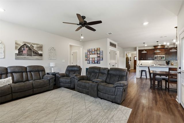 3823 Fawn Meadow Trail, Denison, TX 75020