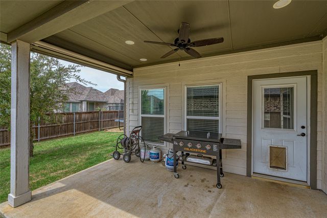 3823 Fawn Meadow Trail, Denison, TX 75020