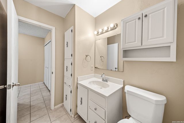 4938 DARE LN, San Antonio, TX 78217