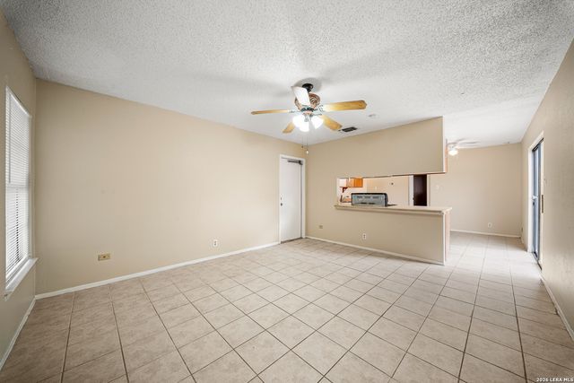 4938 DARE LN, San Antonio, TX 78217