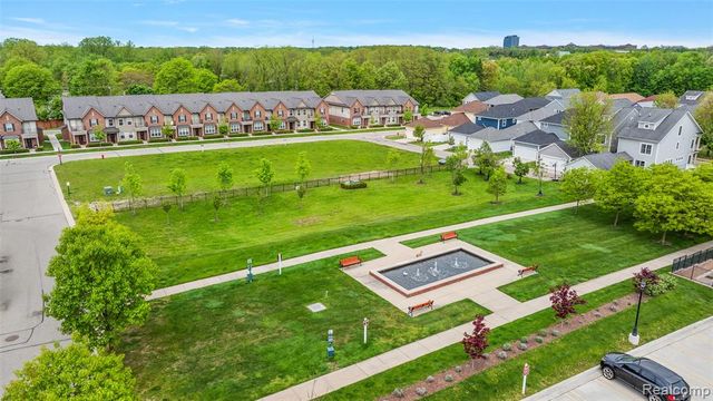 218 Jotham Avenue, Auburn Hills, MI 48326