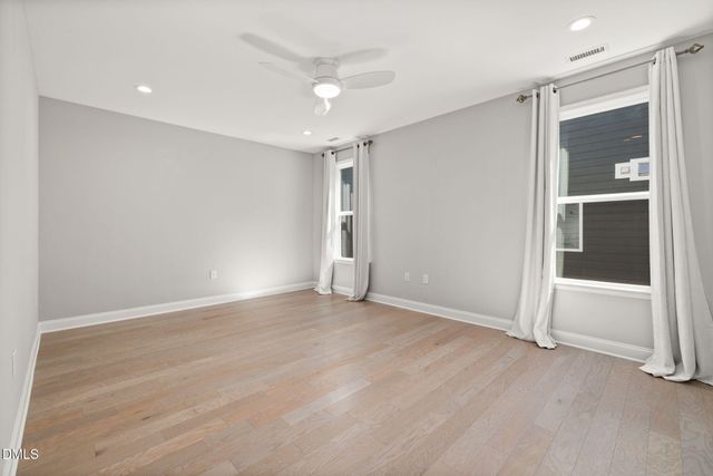 1015 Pondfield Way, Durham, NC 27713