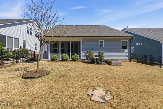 1015 Pondfield Way, Durham, NC 27713