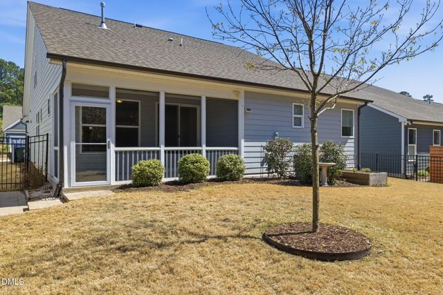 1015 Pondfield Way, Durham, NC 27713