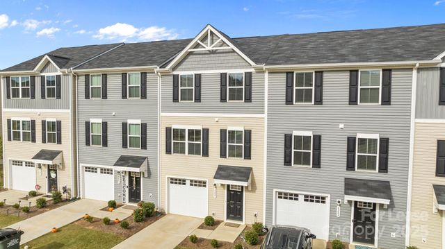 6205 Cutwater Circle, Charlotte, NC 28269